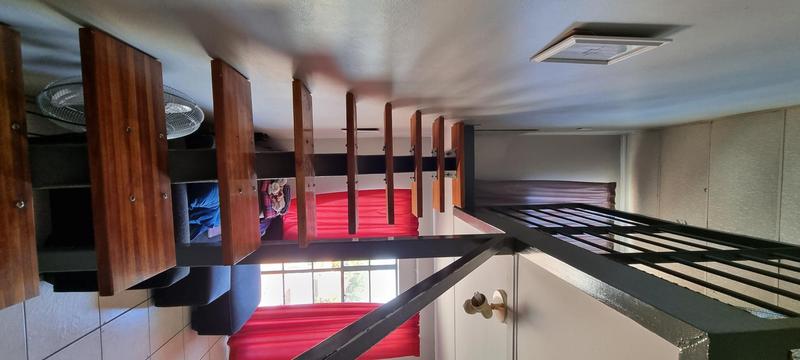 1 Bedroom Property for Sale in Kannoniers Park North West